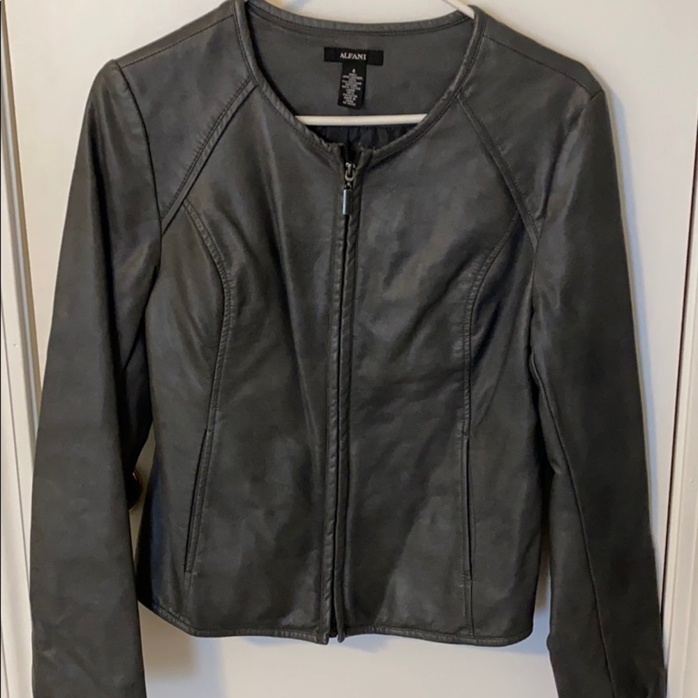 Collarless Grey vegan leather jacket small 4